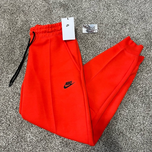 Nike Pants - New Nike Tech Fleece Pants Sweatpants Joggers Straight Leg Mid Rise Red Womens